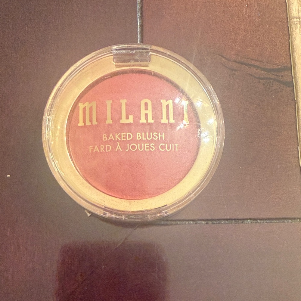 Milani Baked Blush - Warm Coral